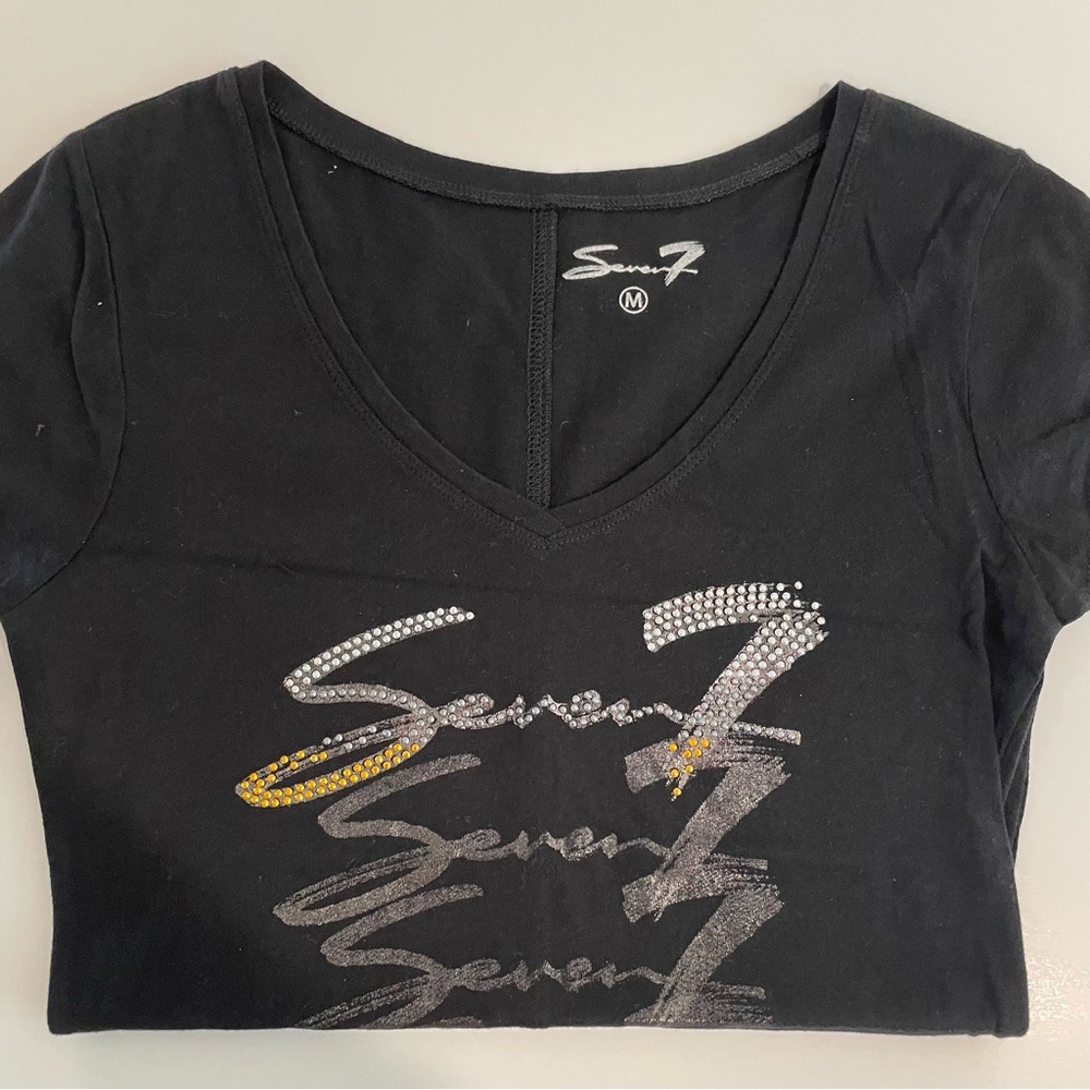 Seven7 Women's Black V-Neck Top